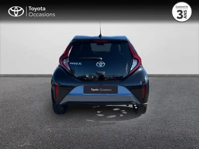 Toyota Aygo X 1.0 vvt-i 72ch design my24 — photo 4