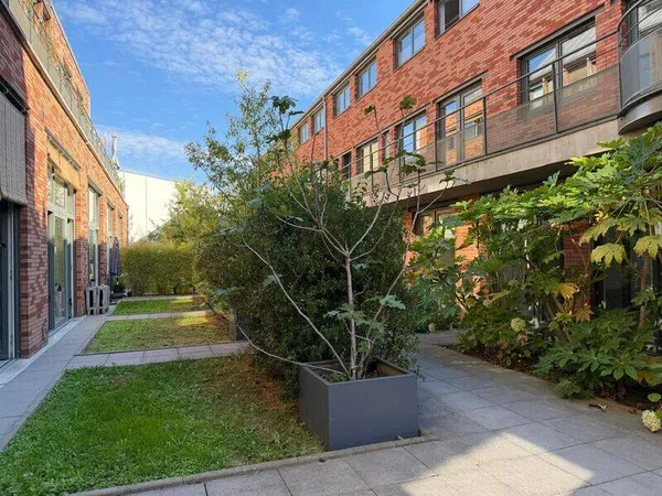 Bureaux 253 m²