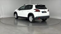 Peugeot 2008 1.2 PureTech 110ch E6.c Allure S&S EAT6 — photo 8