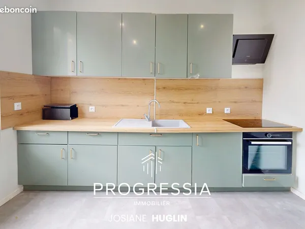 Maison 5 pièces 77 m²