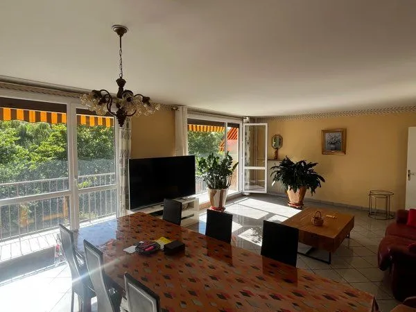 APPARTEMENT T3 DE 87 m² AVEC GARAGE
