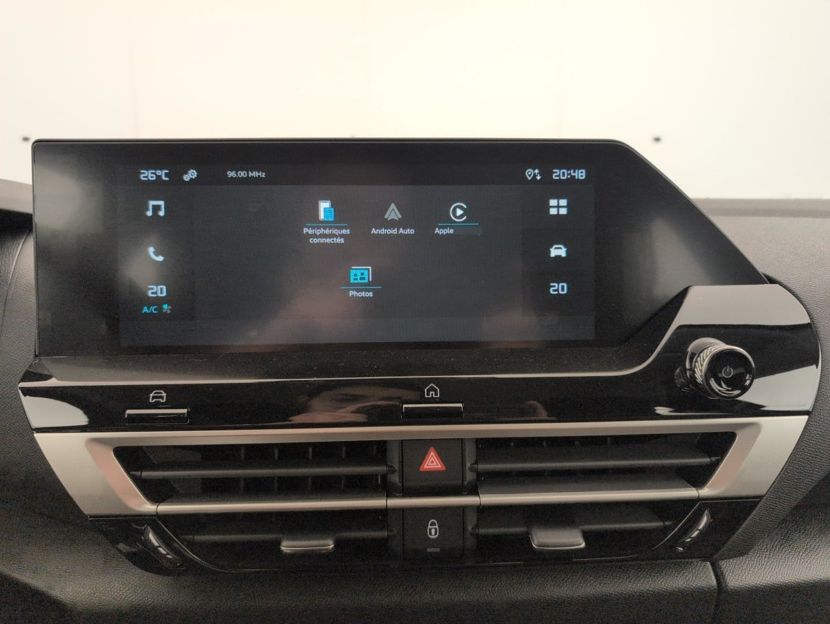 Citroën C4 — photo 18