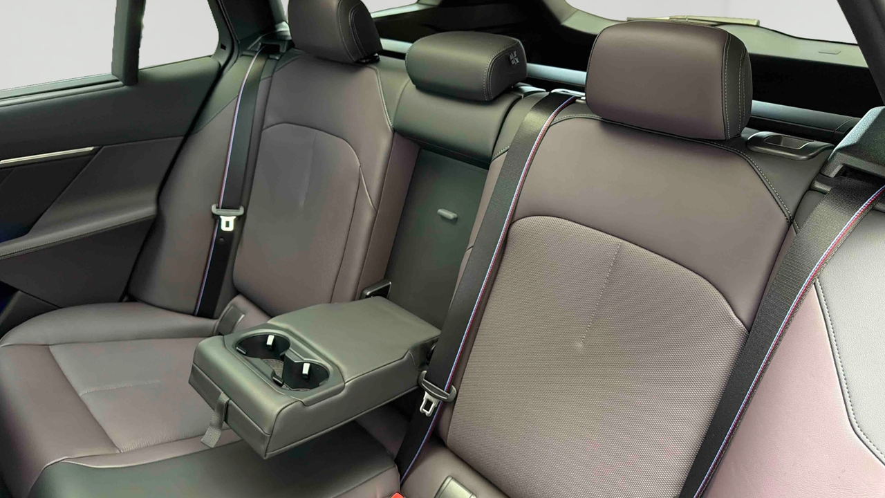 BMW M5 Touring PHEV 727 ch BVA8 — photo 25