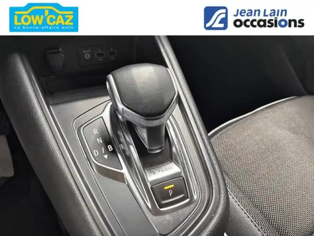Renault Captur e-tech plug-in 160 — photo 13