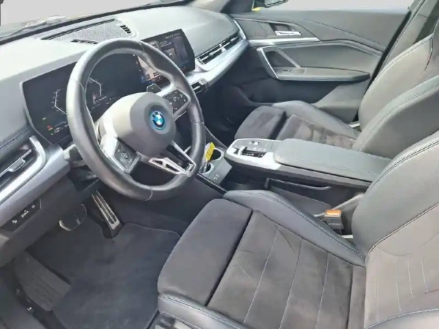Bmw X1 xdrive 25e 245ch dkg7 — photo 9