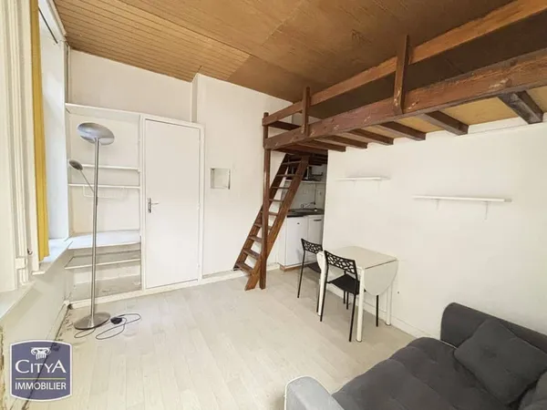 Studio 1 pièce 14 m²