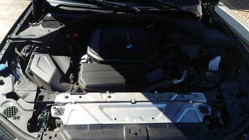 BMW Serie 3 Touring 2.0 320d 190 - Lounge – 2020 – 160000 km – Diesel – Boîte Automatique — photo 43
