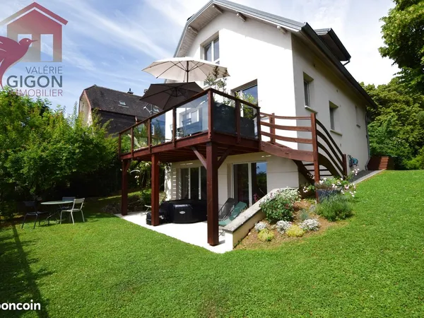 Maison 7 pièces 135 m²
