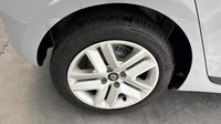 Renault Clio 1.5 Blue dCi 100ch Evolution - 24 — photo 32