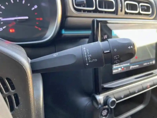 Citroën C3 bluehdi 100 s&amp;s bvm6 shine pack — photo 18