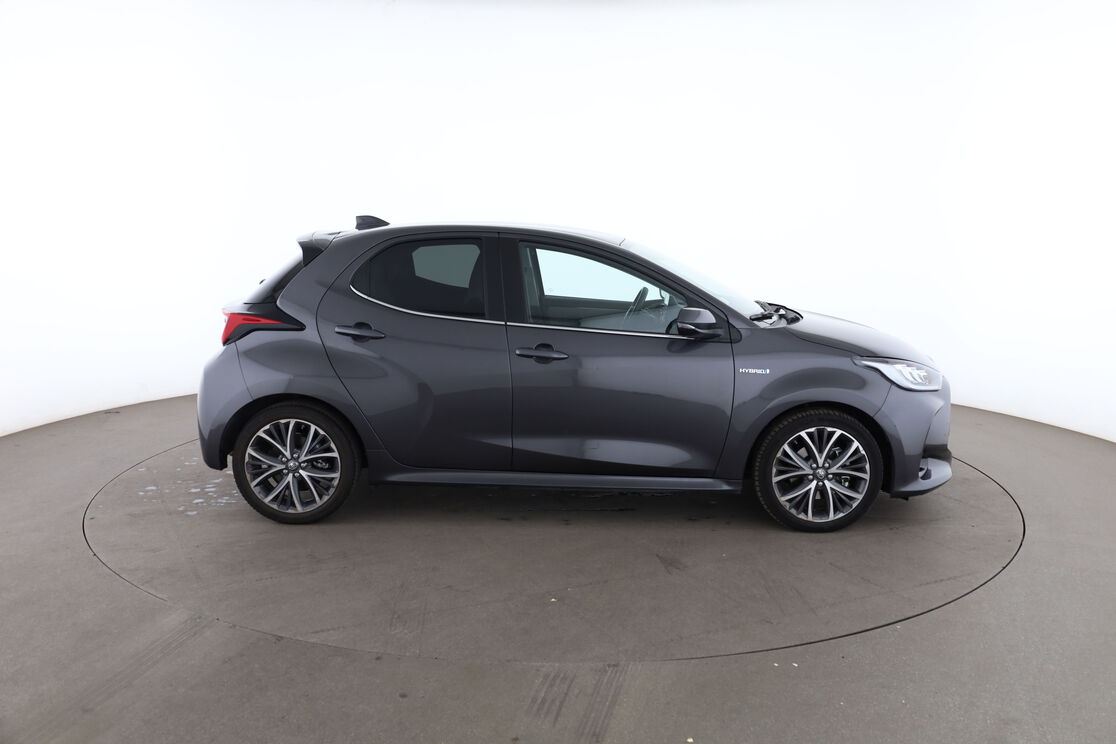 Toyota Yaris 1.5 Hybride Iconic — photo 6