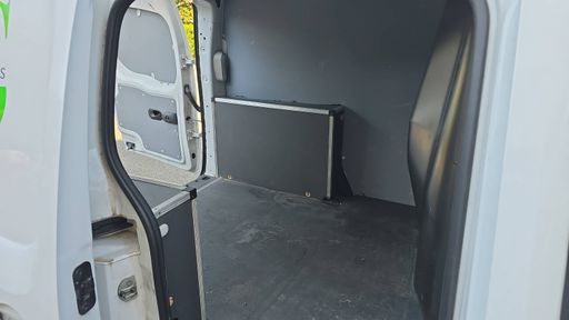 Renault Kangoo 1.5 Blue dCi 115 - Extra R-Link – 2020 – 119000 km – Diesel – Boîte Manuelle — photo 12