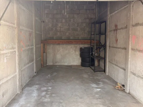 Stationnement Vente Décines-Charpieu   22000€
