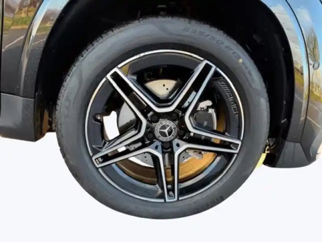 Mercedes Gla 250 e hybrid eq amg line — photo 9