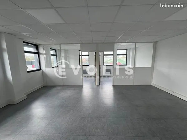 Local d'activité 180 m²