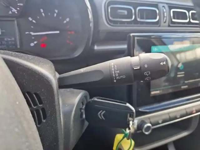Citroën C3 puretech 83 s&amp;s bvm5 — photo 23