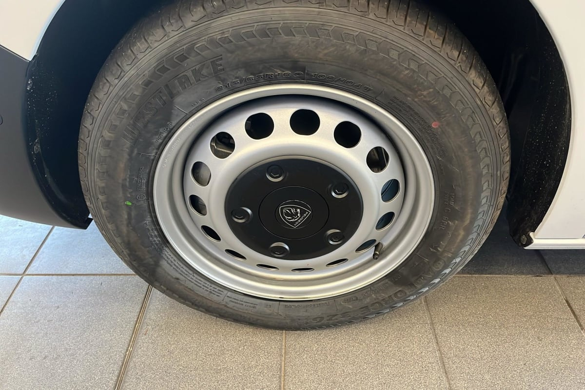 Peugeot Expert Fourgon — photo 19