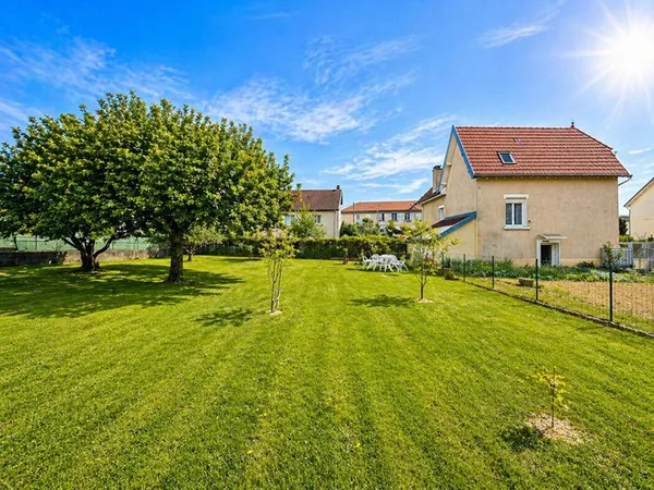 Exclusivité NESTENN CHAUMONT - Maison ancienne à Chalindrey