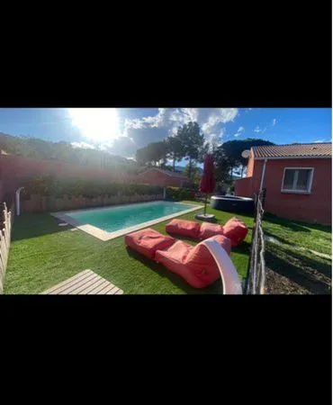 🏡 Maison entièrement meublée avec piscine - Location à l'année