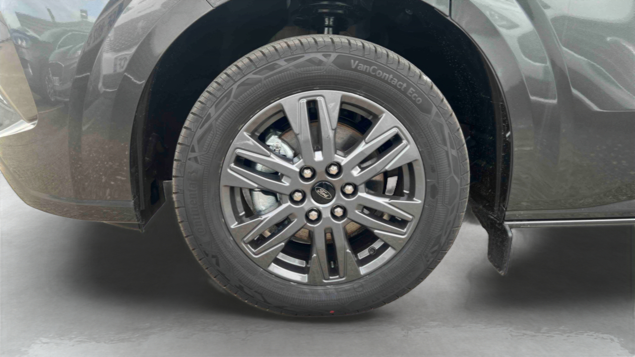 Ford Tourneo Custom 340 L2H1 2.5 Duratec 232 ch PHEV CVT — photo 13