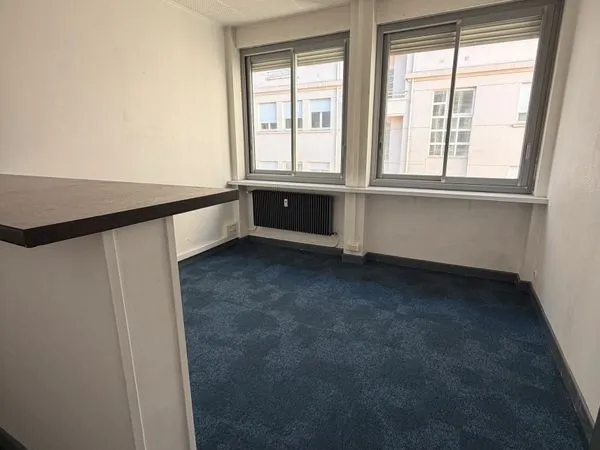 Loue bureaux 42 m2 lyon 7
