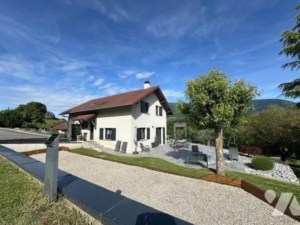 Maison 5 pièces 113 m²