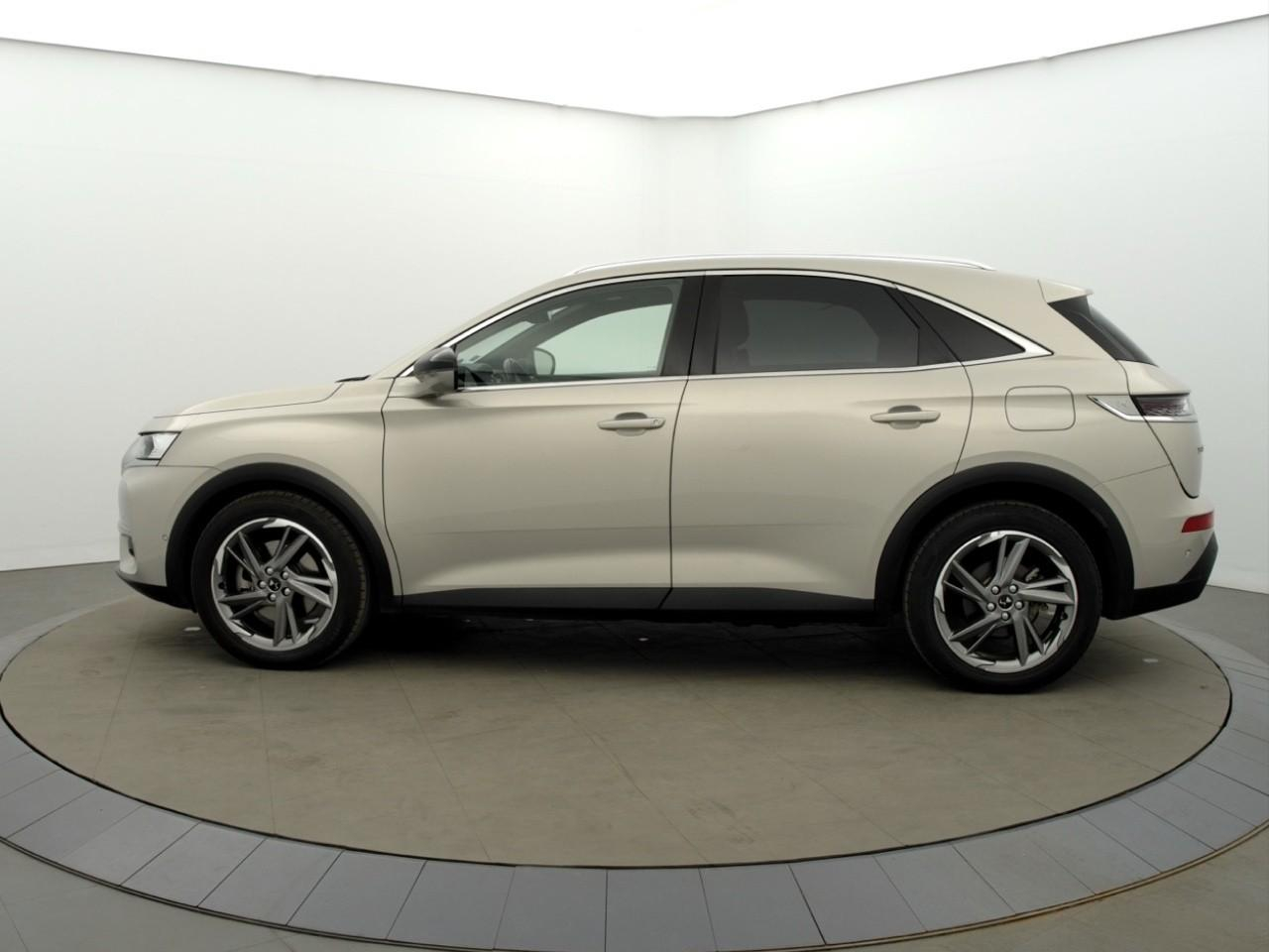 Ds Ds 7 crossback crossback hybride e-tense 300 eat8 4x4 rivoli — photo 2