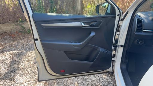 Skoda Karoq 2.0 TDI 150 4X4 - Style – 2019 – 86590 km – Diesel – Boîte Manuelle — photo 42