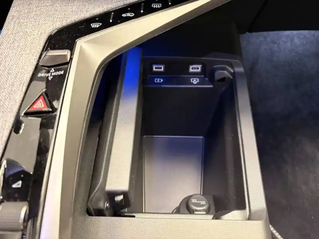 Peugeot 3008 hybrid 145 e-dcs6 — photo 65