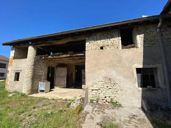 Maison 1 pièce 735 m²