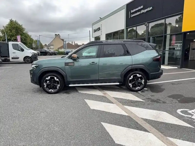 Dacia Bigster hybrid-g 150 4x4 / attelage + marchepieds — photo 2