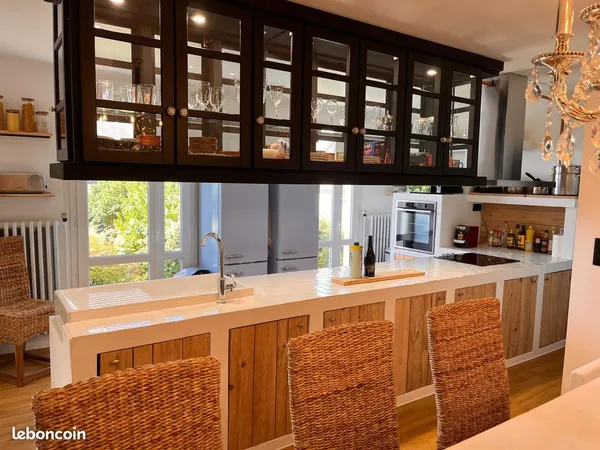 Maison rénovée avec dépendance indépendante - cholet