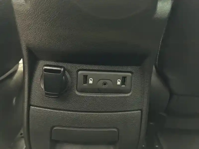 Renault Scenic 1.6 dci 160ch energy intens edc — photo 27