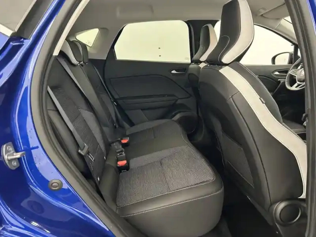Renault Captur tce 90 — photo 25
