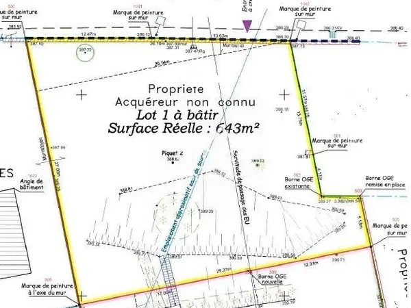 A VENDRE, à Saint Siméon de Bressieux(38870) terrain de 643m²