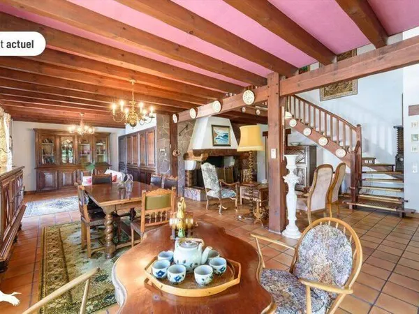 Maison 4 pièces 156 m²