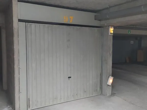 Stockage Location Tours   100€