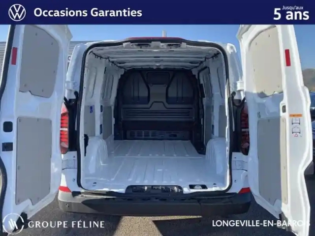 Volkswagen Transporter fg van l1 2.0 tdi 150ch — photo 14