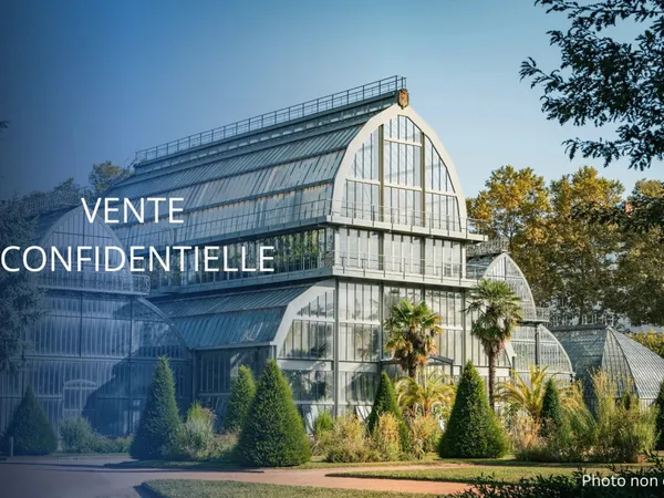 Vente confidentielle — Lyon 6€