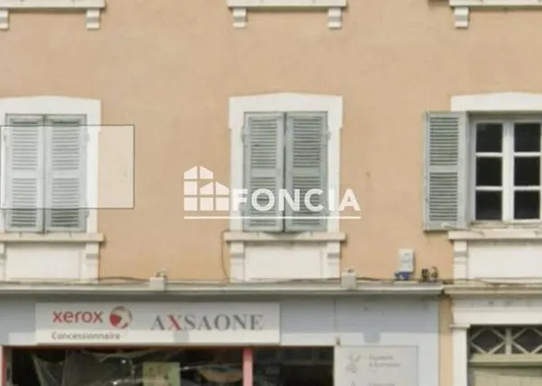 Local commercial 90 m²