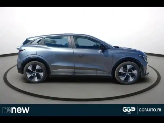Renault Megane e-tech electric ev60 220ch equilibre super charge -b — photo 7