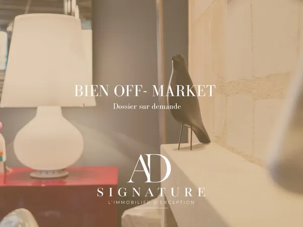 Vends hôtel particulier - 315.66 m² - 9 pièces, 7 chambres - Tours 37000