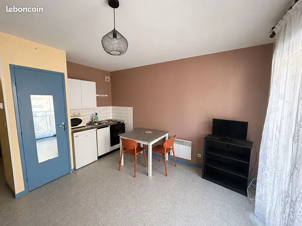 Studio 1 pièce 22 m²