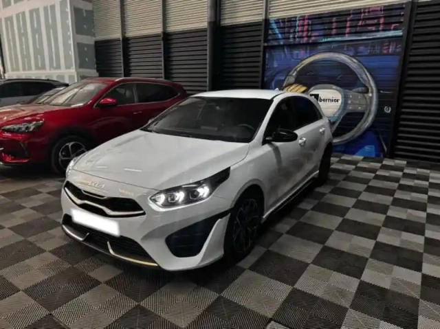 Kia Ceed 1.5 t-gdi 140ch gt-line dct7 my25 — photo 1