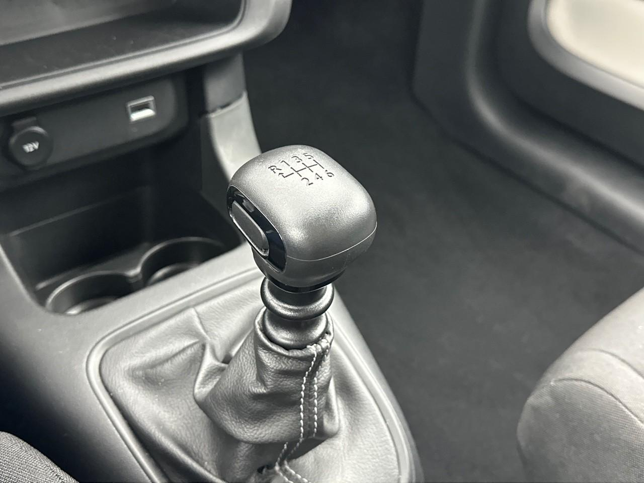 Citroën C3 puretech 110 s&s bvm6 c-series — photo 27