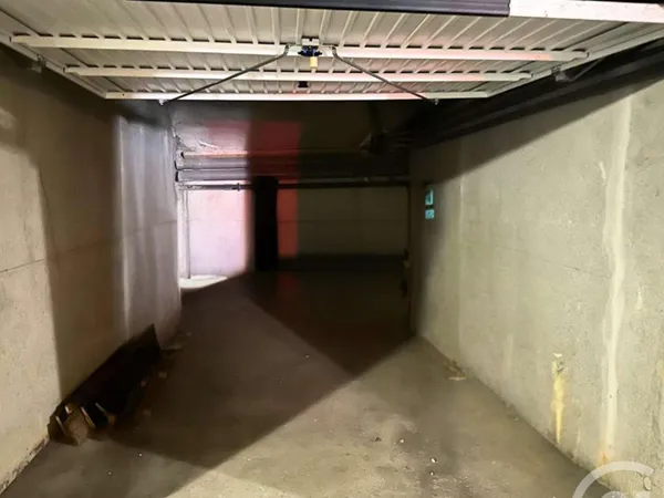 Parking 15 m²