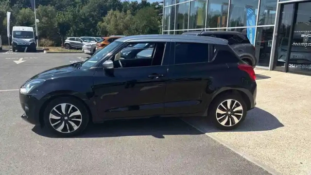 Suzuki Swift 1.0 boosterjet auto — photo 30