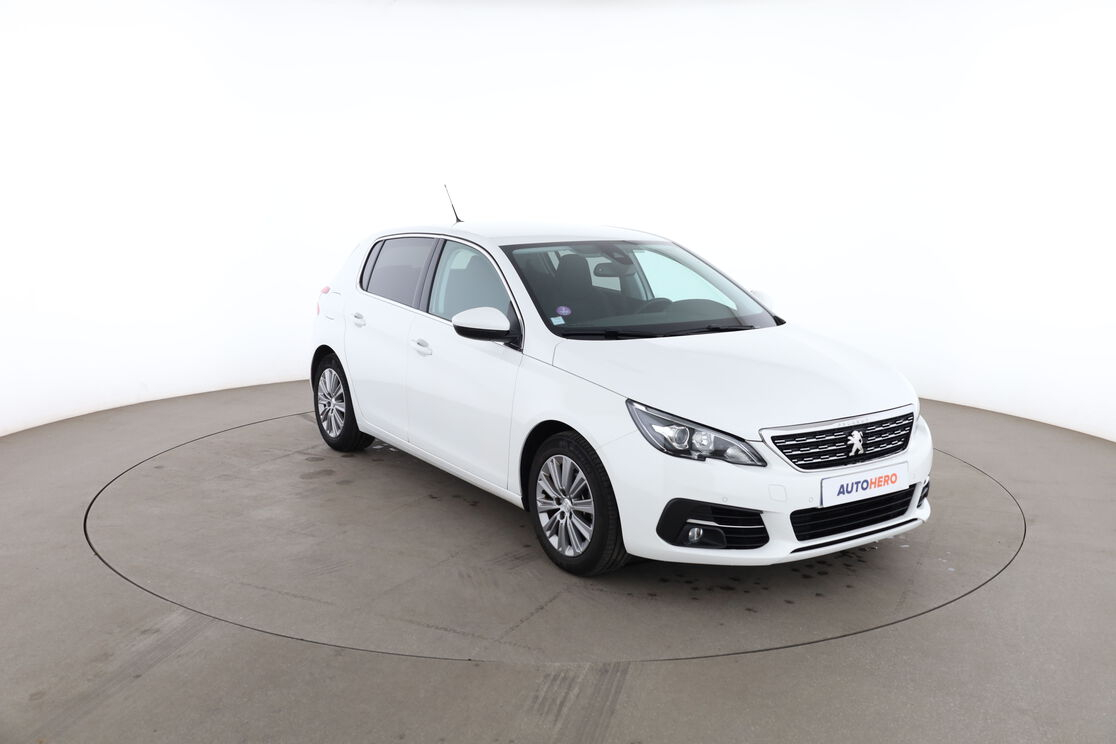 Peugeot 308 1.2 PureTech Allure — photo 7