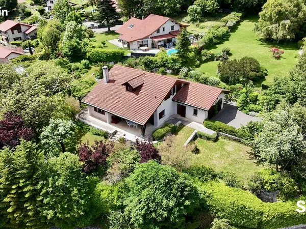 Maison 6 pièces 158 m²
