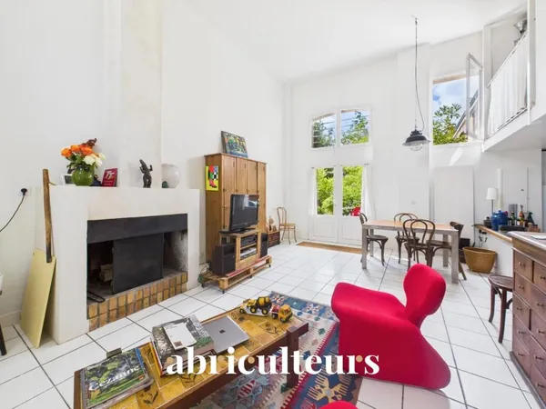 Vends maison ancienne - 93.44m² - 6 pièces, 4 chambres - Les Lilas 93260